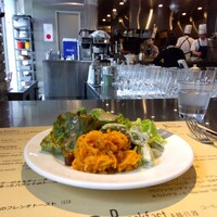 レストラン アルティザン（restaurant Artisan） - モーニングのサラダ