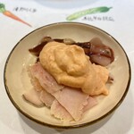 うを徳 - 蛍烏賊、ミンククジラ(ウネ）軽く燻製、パプリカムース