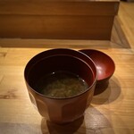 青山鮨孝 - 赤出汁の味噌汁