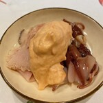 うを徳 - 蛍烏賊、ミンククジラ(ウネ）軽く燻製、パプリカムース