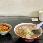 らー麺　Do・Ni・Bo - 朝ラー600円を太麺に変更50円