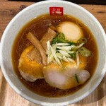 Mendokoro Ama Kawa - 味玉醤油らあめん