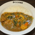 カレーハウス ＣｏＣｏ壱番屋 - チキンカレー4辛　ハーフ野菜　ハーフほうれん草