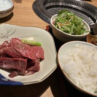 柳橋焼にく わにく - 