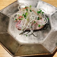 むら上 - イサキの炙り刺身