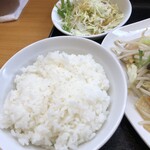 祥龍房刀削麺荘 - ご飯