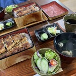 鰻屋 川べぇ - 料理写真:ご飯の量 [大盛り][並][少なめ]と無料で選べました。            これは大盛り(≧∀≦)