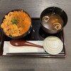 吉祥寺 肉ドレス海鮮丼 本店