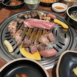 韓国焼肉 山賊 - 