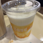 DOUTOR - ｱｲｽｶﾌｪｵﾚ(L) + みかんﾖｰｸﾞﾙﾝ