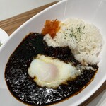 FOODLAB.358 - ブラックカレー温玉乗せ