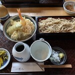 Sobadokoro Ikkanjin - 天丼と蕎麦のセット（ミニ天丼、ミニせいろ）　１４００円