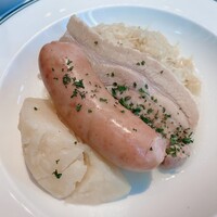 THE UPPER - 