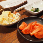 鳥扇 - 熊本塩トマト＆ポテトサラダ