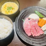 和牛カルビランチ