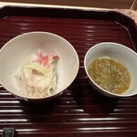 多仁本 - 北寄貝のしゃぶしゃぶ、チリ酢で。多仁本さんのチリ酢、好きです。