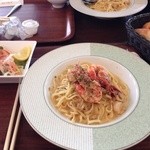 カフェパスタ アルボーレ - 海老とホタテのクリームパスタ