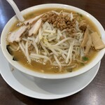 麺匠 大黒 - みそラーメン 中盛り 太麺 コッテリ 800円♪