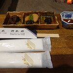 柳家 - 子鹿、たけのこ、蕗味噌、蜂の子佃煮