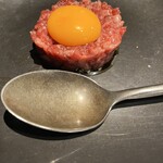 YAKINIKU MARUUSHI - ユッケを別注文