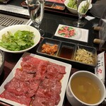 Yakiniku Tamakiya - 