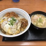 かつや 千歳烏山店 - カツ丼(梅)・とん汁(小)