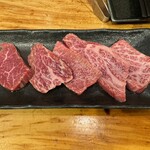 立喰い焼肉 治郎丸 - 