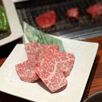 Ko Shitsu Yakiniku Kou Begyuukambee - 