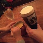 パブリックバー アイラ - 