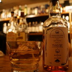 パブリックバー アイラ - 