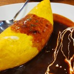 カフェレストガレージ - オムライス デミグラスソース