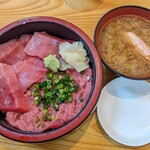 大和水産 - 【2024/4】ネギトロと中トロ丼全景