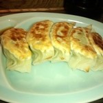 浦咲ラーメン駅前 - 餃子5個390円