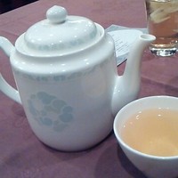 北京宮廷料理 涵梅舫 - 当夜臨席にもてなすお茶