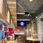 SHOGUN BURGER - 中  カウンター、テーブルあり