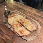 パスタバル MiKiYA's - クワトロフォルマッジピザ