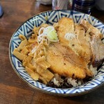 自家製麺 カミカゼ - チャーシューライス　320円