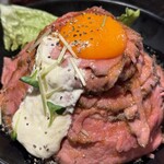 Red Rock - ローストビーフ丼（並）