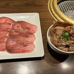 ワンカルビ - 塩タンと、自分で作る 北海道名物 十勝豚丼　2024.4
