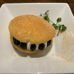 ワンカルビ - 北海道産黒豆ときなこのクリームサンド　2024.4