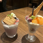 ワンカルビ - 北海道産メロンのジュレとハスカップのバターミルクドリンクと、北海道産メロンのジュレとマスカルポーネクリームのパフェ 　2024.4