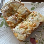 名曲カフェ エグモント - ピザトースト、いけてる