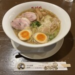 Takeya - たけやラーメン（しょうゆ）¥1200  大盛り¥120