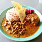 Spice curry mokuromi - 2種盛り ポーク×ラムココナッツキーマ 