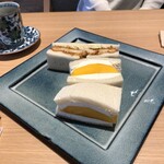 果実屋珈琲 - フルーツサンドはどれをチョイスしてもハズレ無しだと思いますが、エビカツサンドも絶品です。おススメ