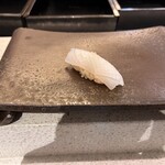 Kagurazaka Sushi Yasaka - イカは塩で