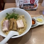 らぁ麺はやし田 - 料理写真:
