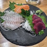 旨い馬肉とレモンサワー 銀邸酒場 - 