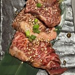 焼肉と薬膳 味ノ輪 - 