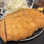 Tonkatsu Mitani - 見た目以上にボリューム満点　やわらかカツです